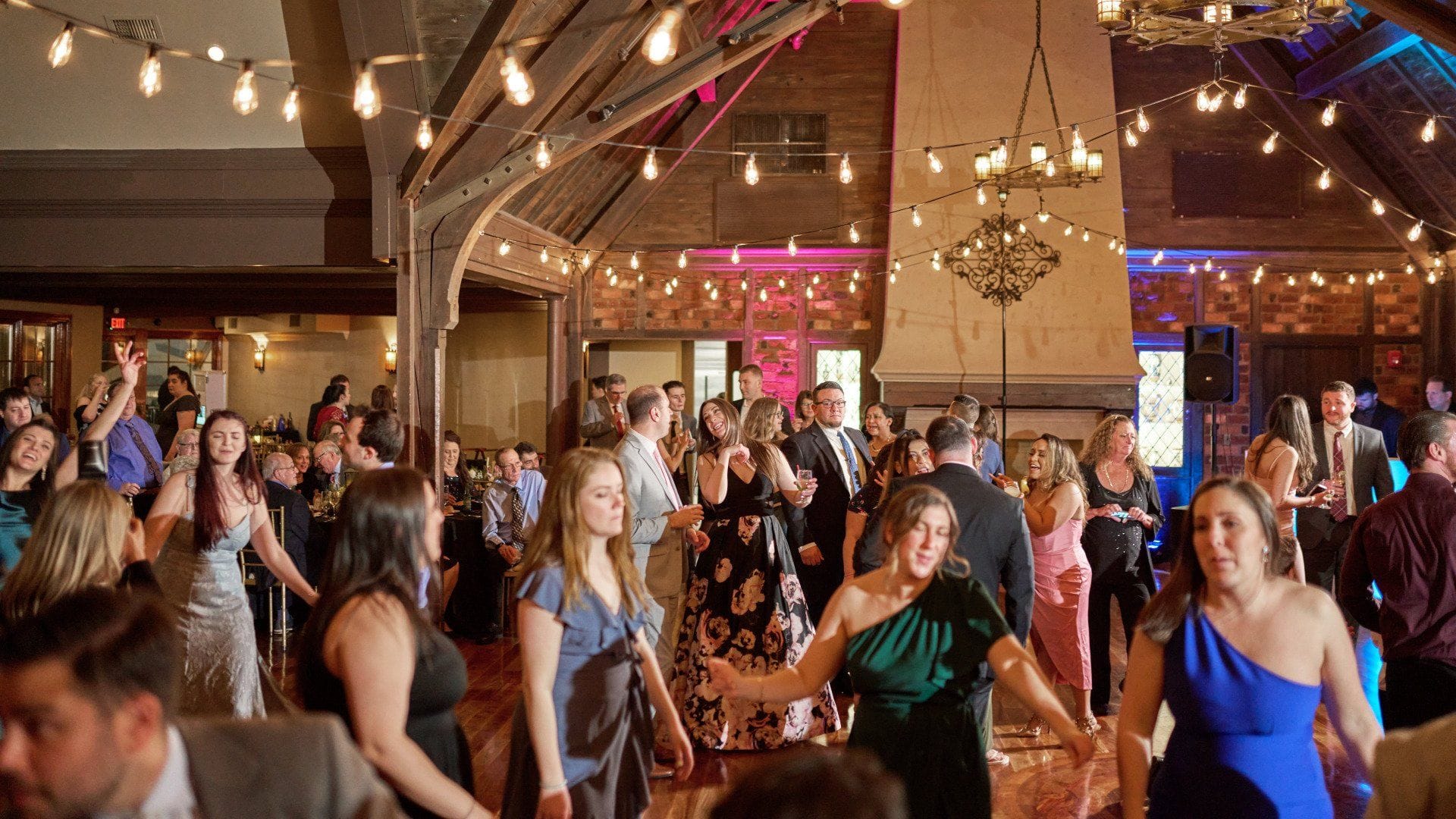 Spacious Dancefloor at Riviera Waterfront Mansion Long Island wedding venue in Massapequa, NY — 3