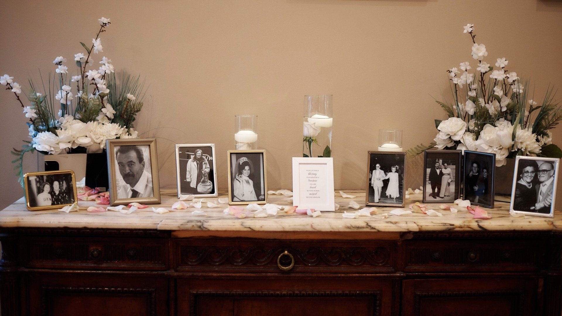 Entrance Lobby at Riviera Waterfront Mansion Long Island wedding venue in Massapequa, NY — 1