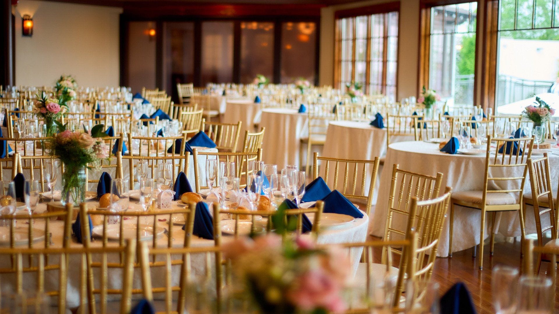 Guest Reception Seating at Riviera Waterfront Mansion Long Island wedding venue in Massapequa, NY — 2
