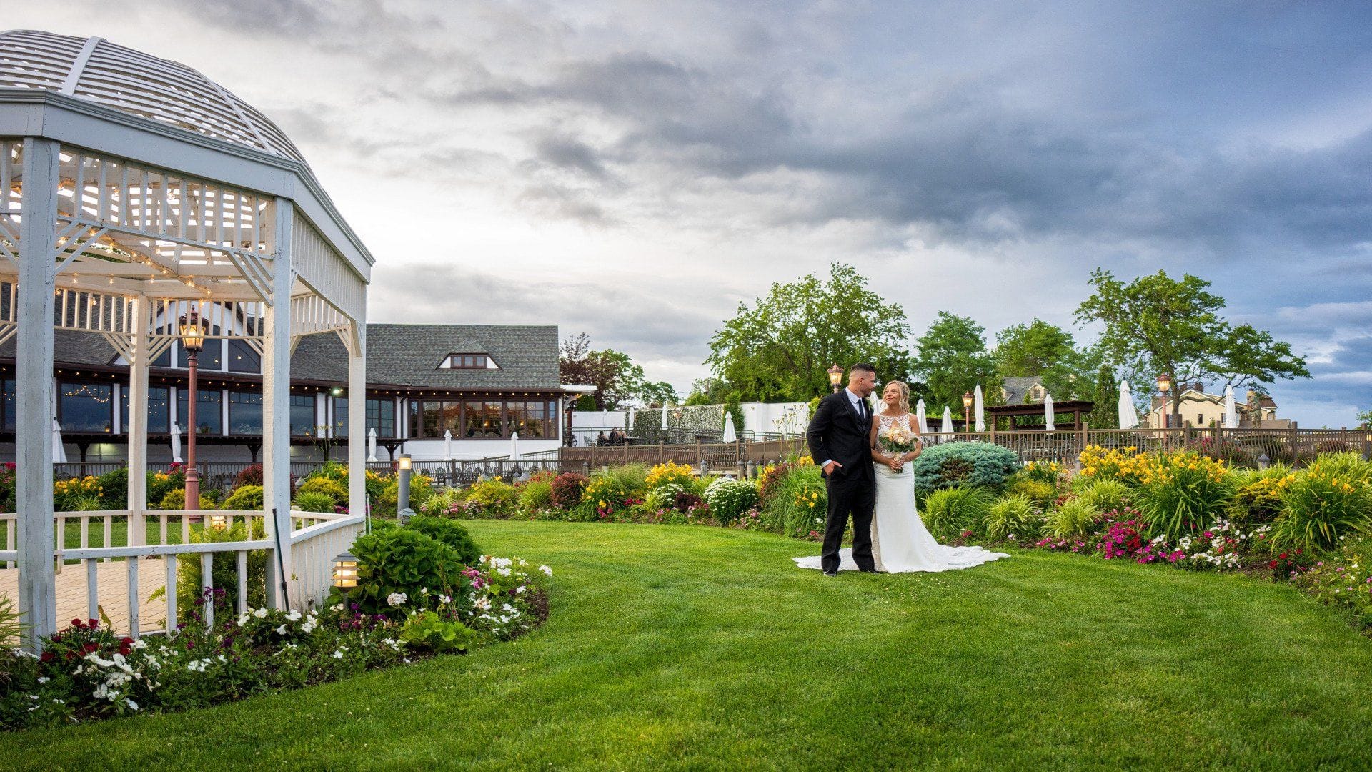 Wedding Photo Locations at Riviera Waterfront Mansion Long Island wedding venue in Massapequa, NY — 4