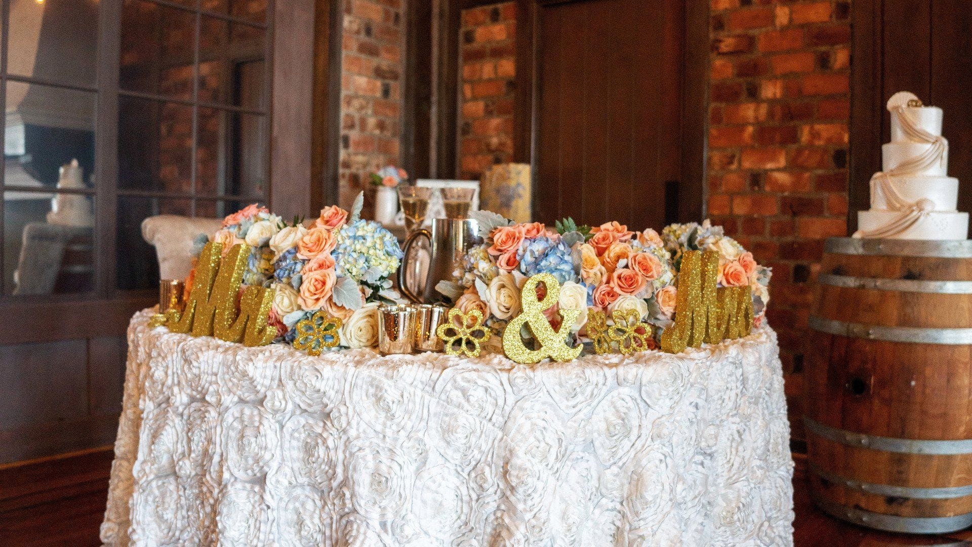 Sweetheart Table at Riviera Waterfront Mansion Long Island wedding venue in Massapequa, NY — 8