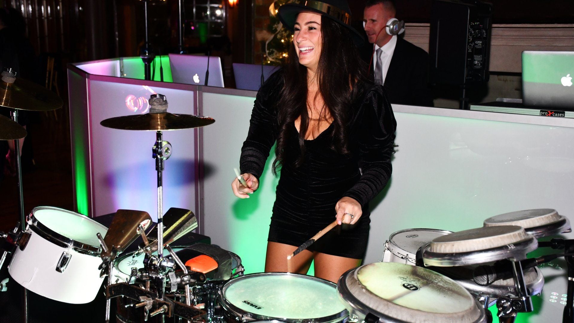 Entertainment and DJ — 6