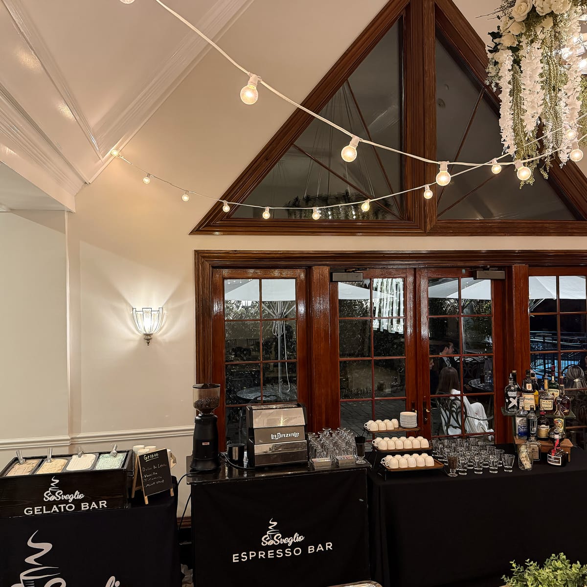 Wedding enhancements and exit stations at Riviera Waterfront Mansion, photo 26